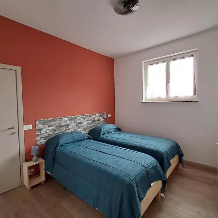 Daire Gabbo's House *