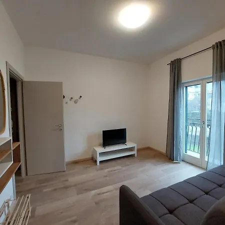 Gabbo's House * Комо